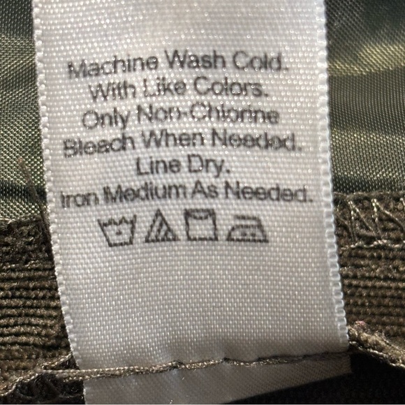 COLDWATER CREEK Sz 16 Pants Micro Corduroy Flare Bottoms Zipper Closure Trousers - Picture 12 of 12